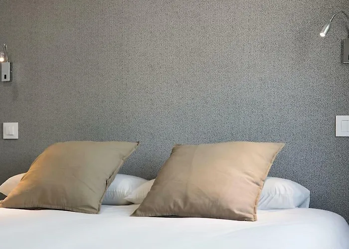 Luxury Merced By Nagoa Homes דירה *