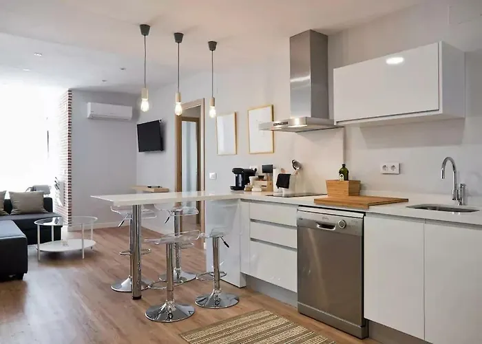 Luxury Merced By Nagoa Homes * מאלגה